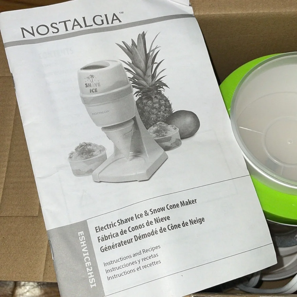 NEW Nostalgia Electrics Shave Ice & Snow Cone Maker w 20 cups & straw